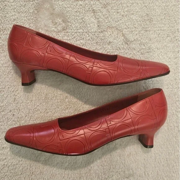 NEW Salvatore Ferragamo Red Heels Pumps Leather Shoes Luxury Formal Office Party - Picture 3 of 6